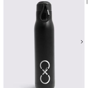 Centric Stay Cool Bottle 25oz - NWT - BLACK